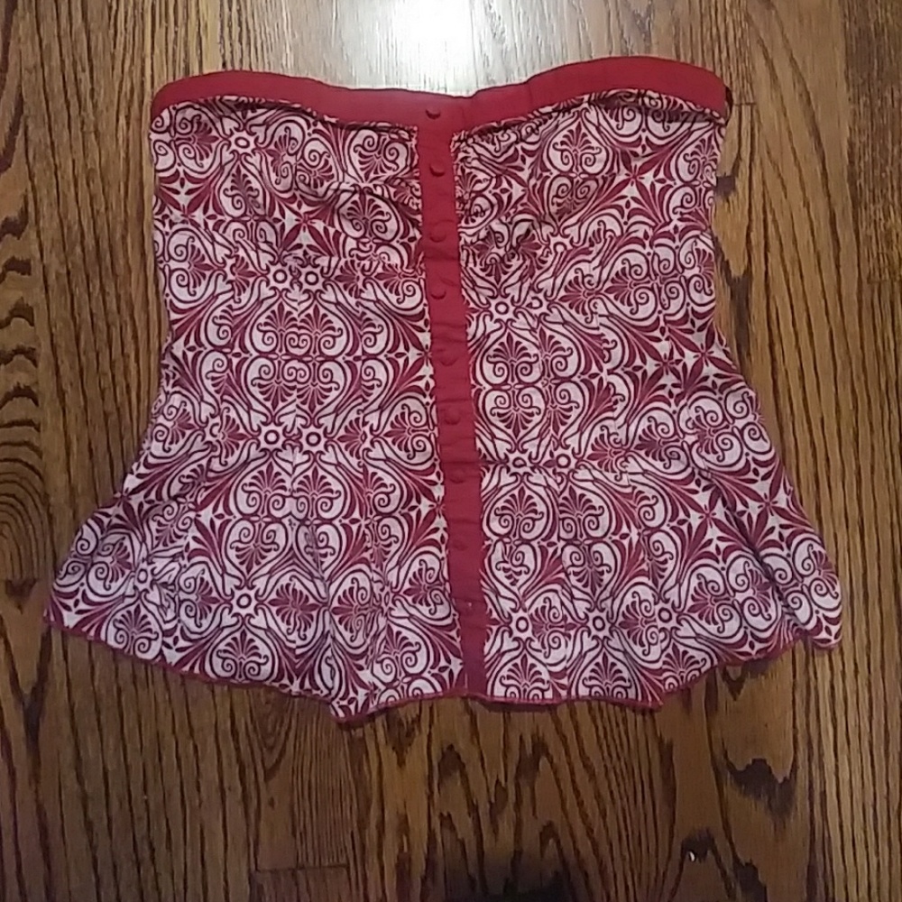 5 for $10 Adorable Heart Neckline Top
